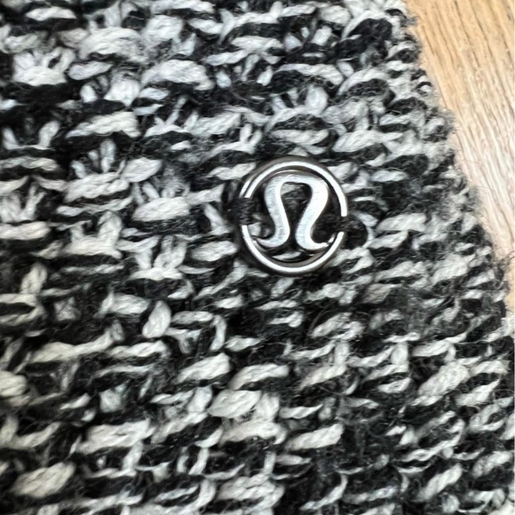 Lululemon Cozy Sweater - Picture 3 of 3